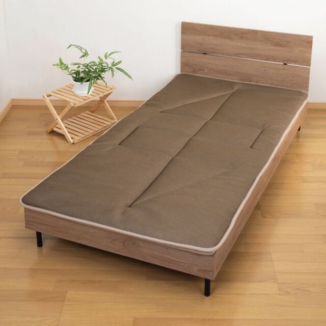 1256